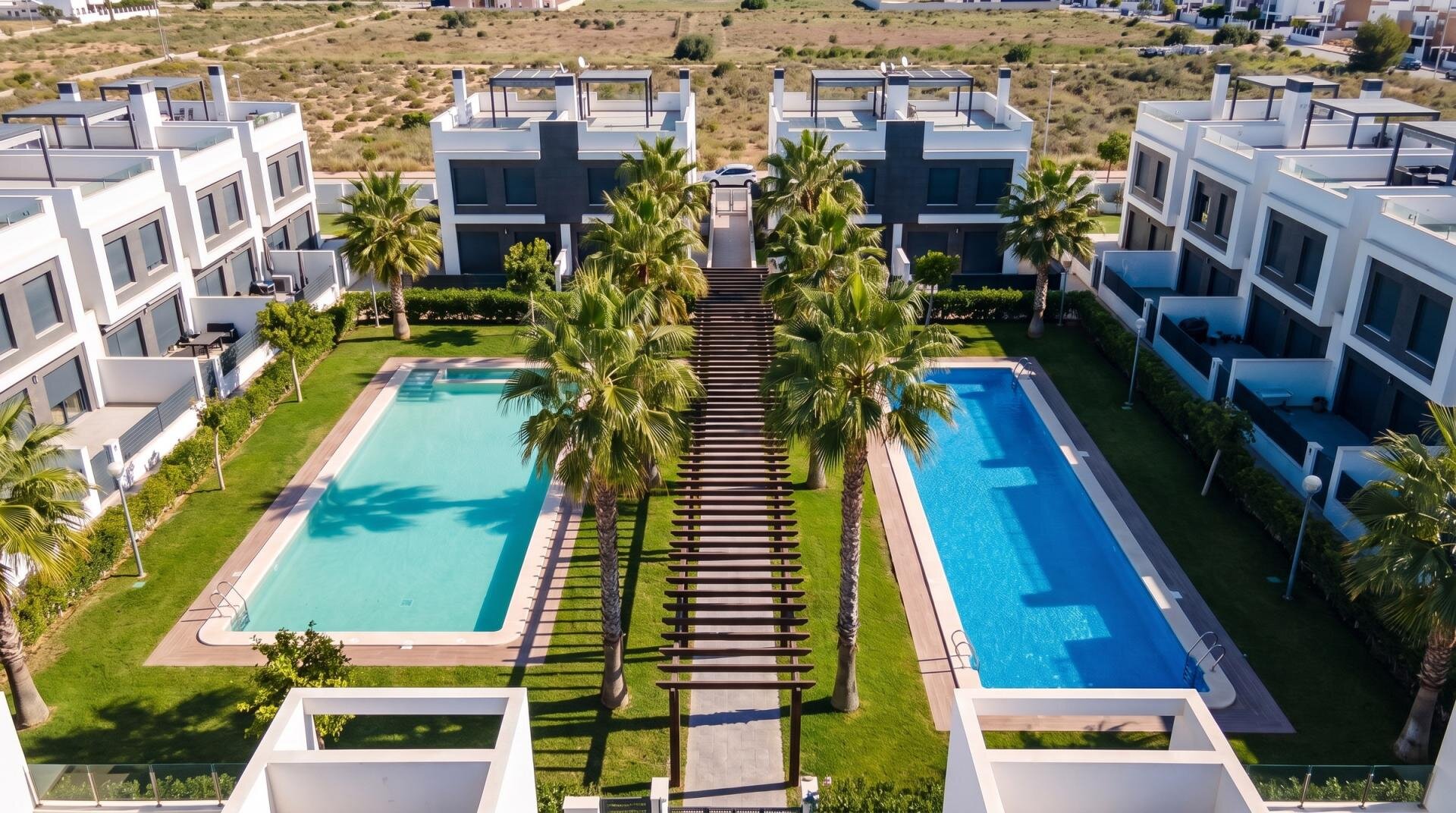 3-Bedroom House in Las Filipinas, Orihuela Costa - Image 8