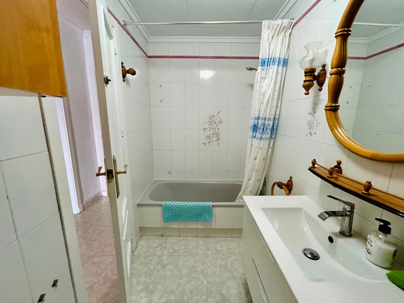 3-Bedroom Apartment in Habaneras, Torrevieja - Image 12