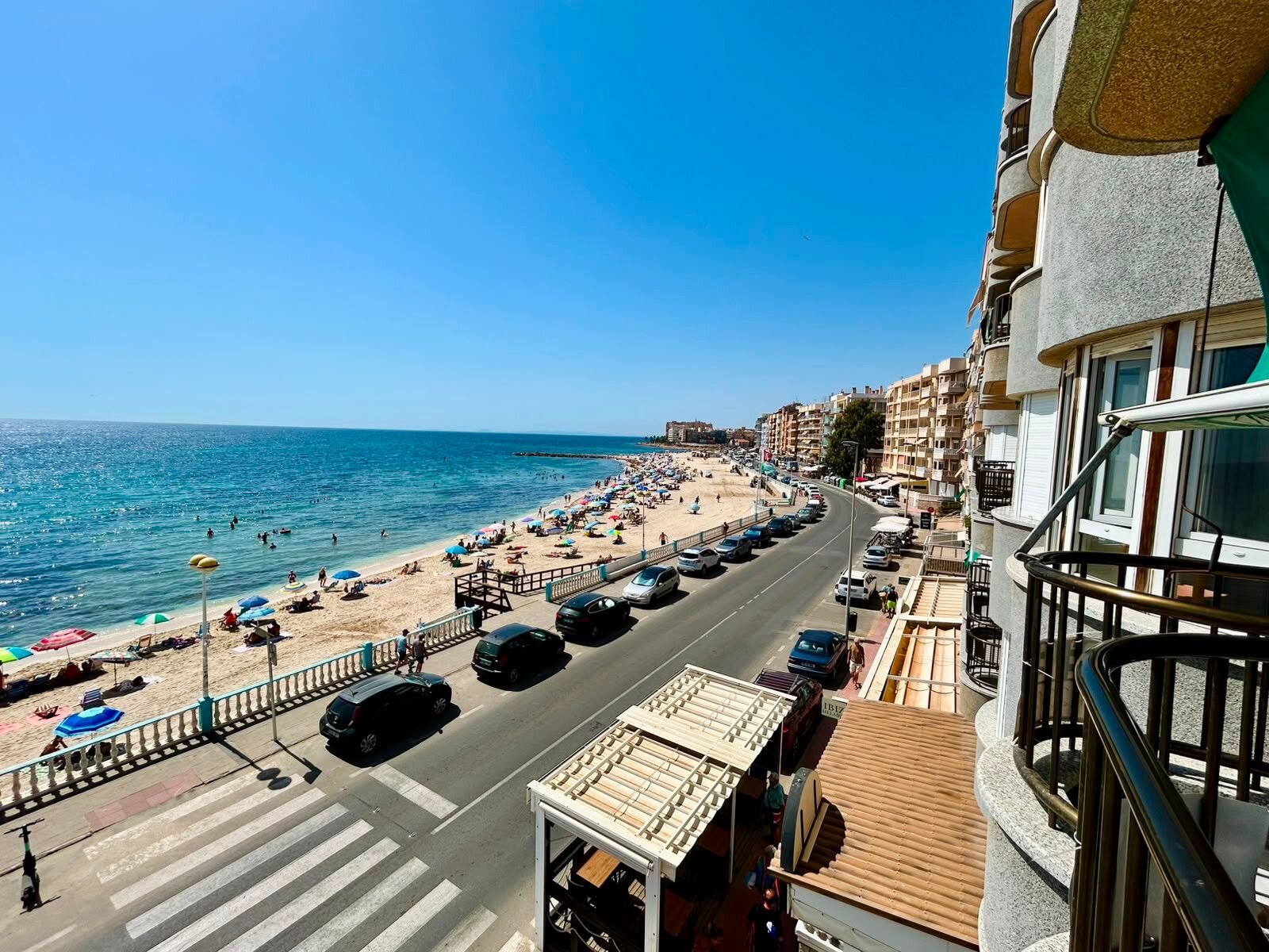 3-Bedroom Apartment in Habaneras, Torrevieja - Image 3