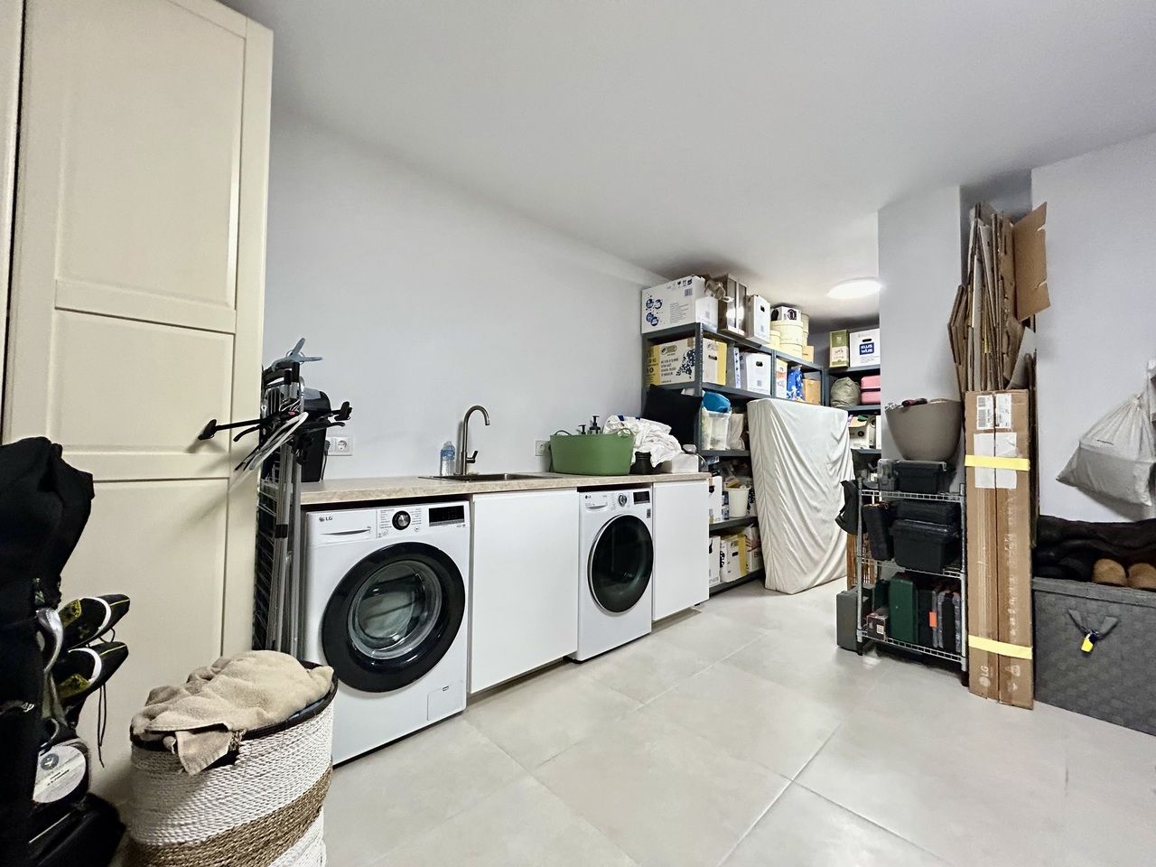 4-Bedroom Villa in Pueblo 9, San Miguel de Salinas - Image 35