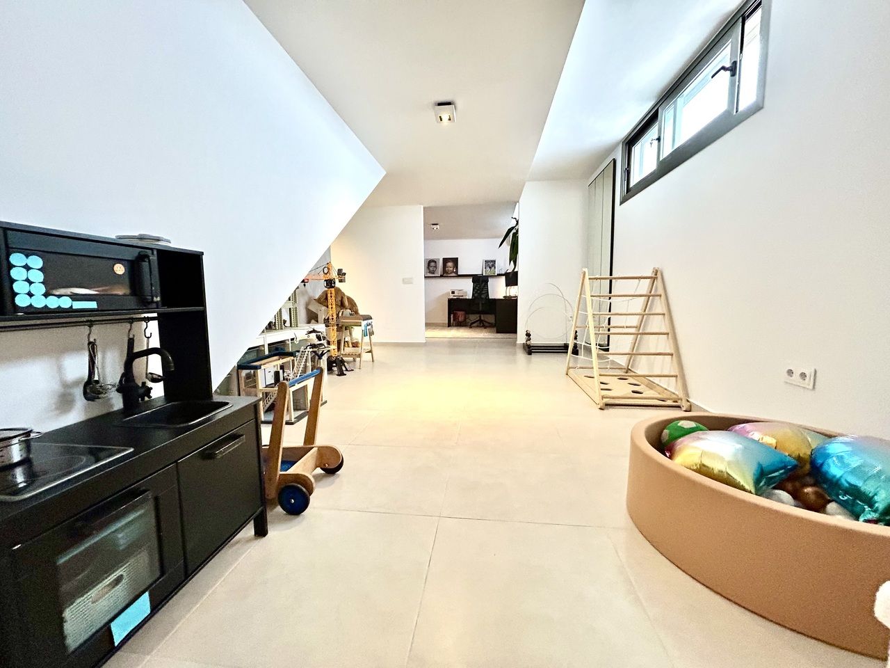 4-Bedroom Villa in Pueblo 9, San Miguel de Salinas - Image 38