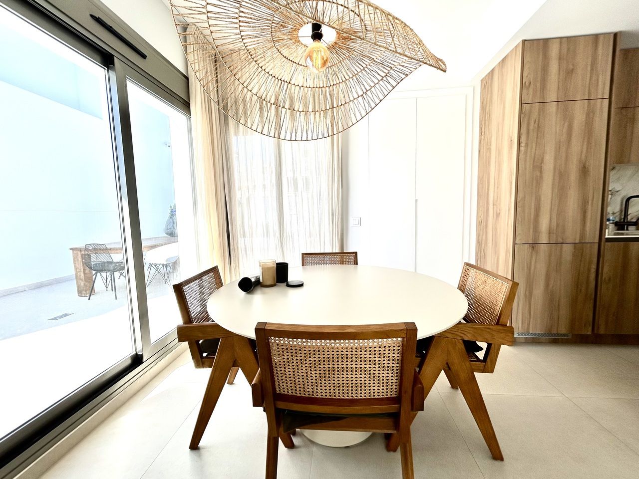 4-Bedroom Villa in Pueblo 9, San Miguel de Salinas - Image 6