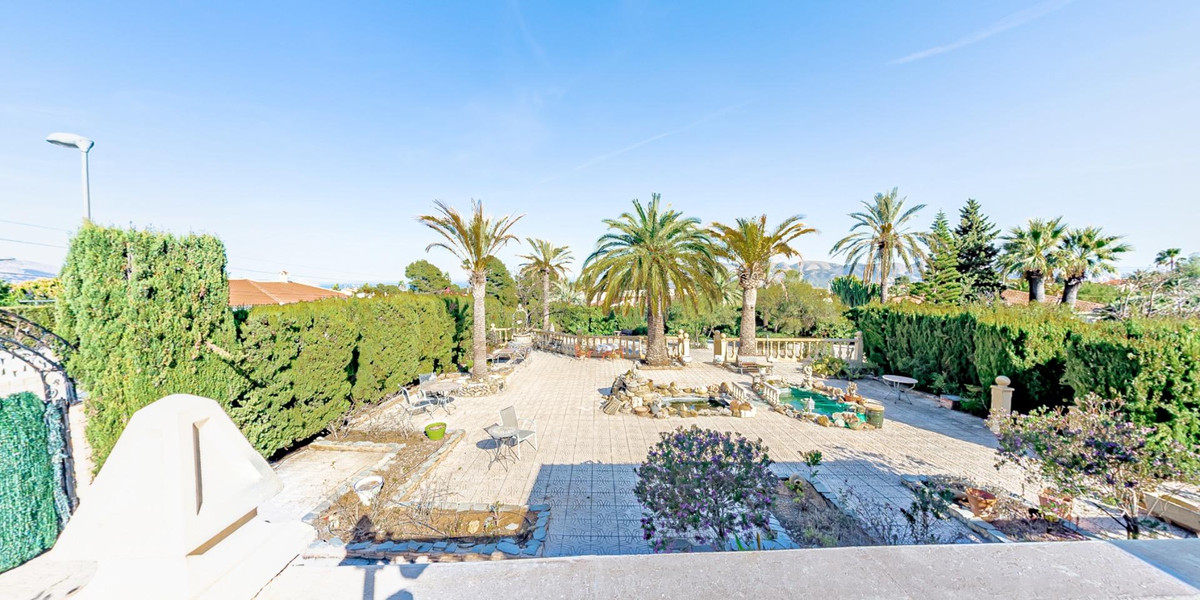 8-Bedroom Detached House in La Nucia | Sunny Casas - Cos... - Image 14