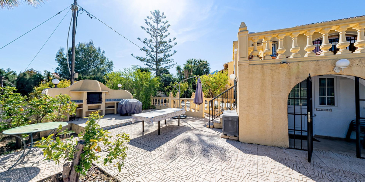 8-Bedroom Detached House in La Nucia | Sunny Casas - Cos... - Image 7