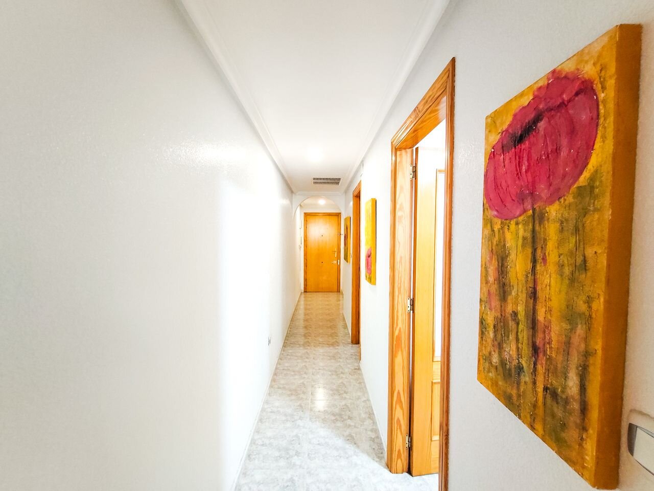 2-Bedroom Apartment in Guardamar del Segura - Image 16