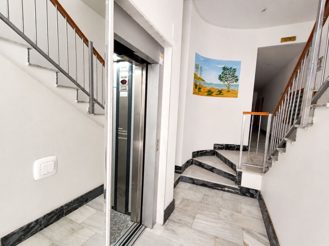 2-Bedroom Apartment in Guardamar del Segura - Image 20
