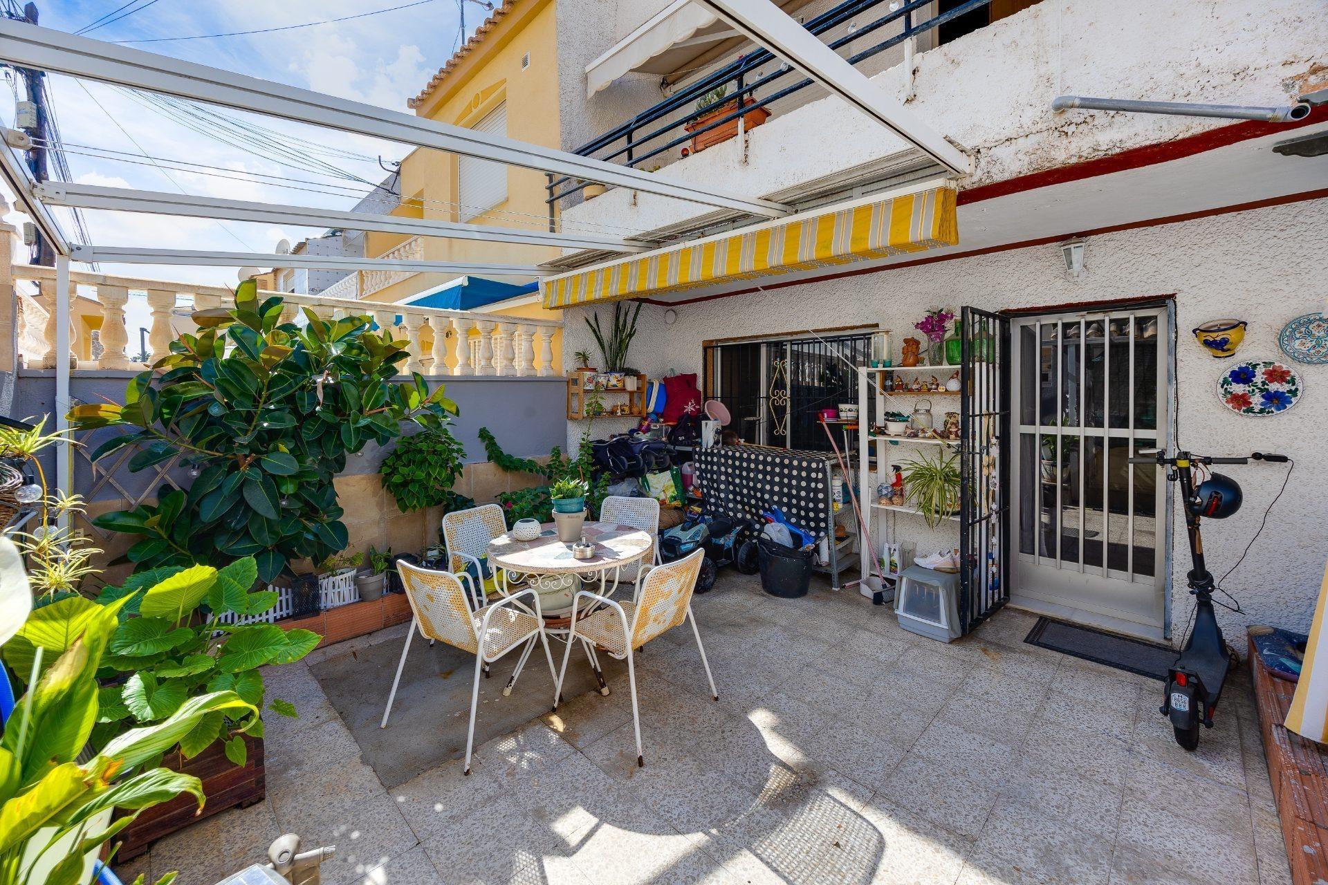 2-Bedroom House in Nueva Torrevieja, Torrevieja - Image 1