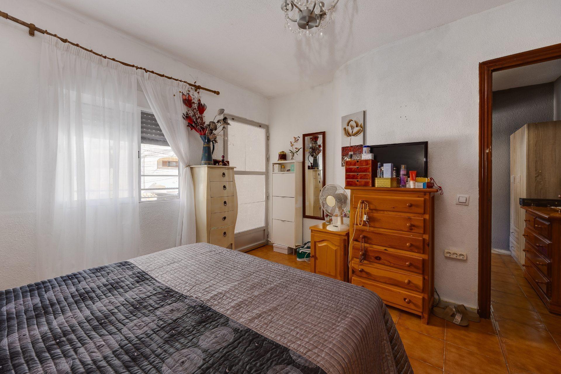 2-Bedroom House in Nueva Torrevieja, Torrevieja - Image 12