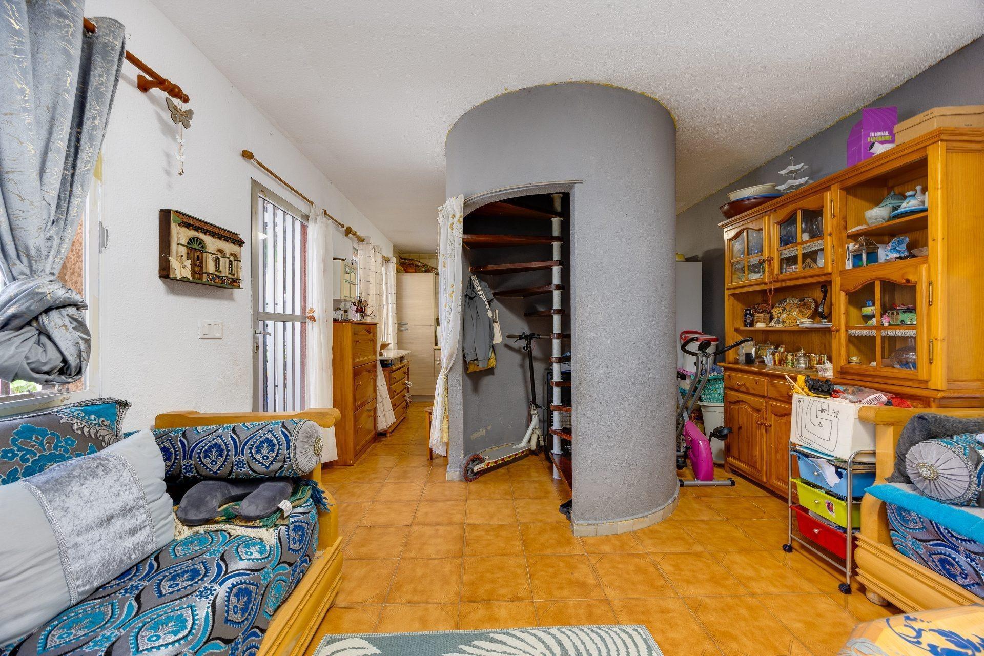 2-Bedroom House in Nueva Torrevieja, Torrevieja - Image 18