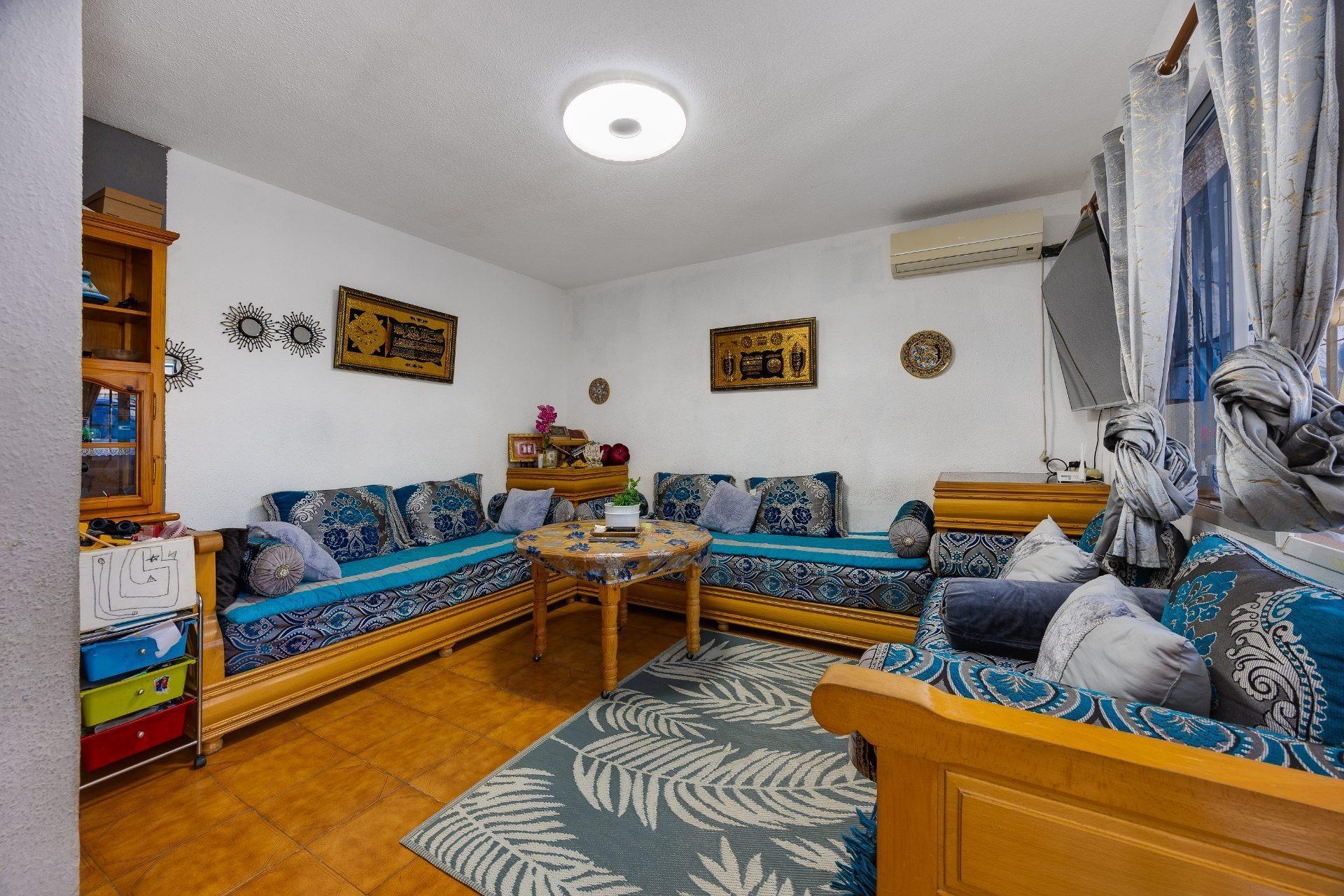2-Bedroom House in Nueva Torrevieja, Torrevieja - Image 2
