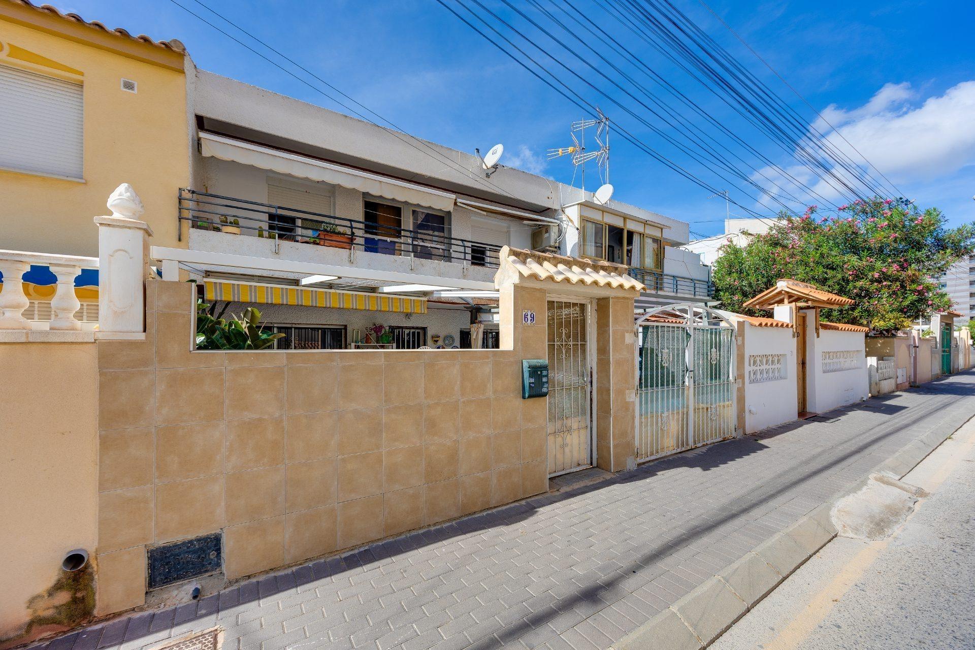 2-Bedroom House in Nueva Torrevieja, Torrevieja - Image 26