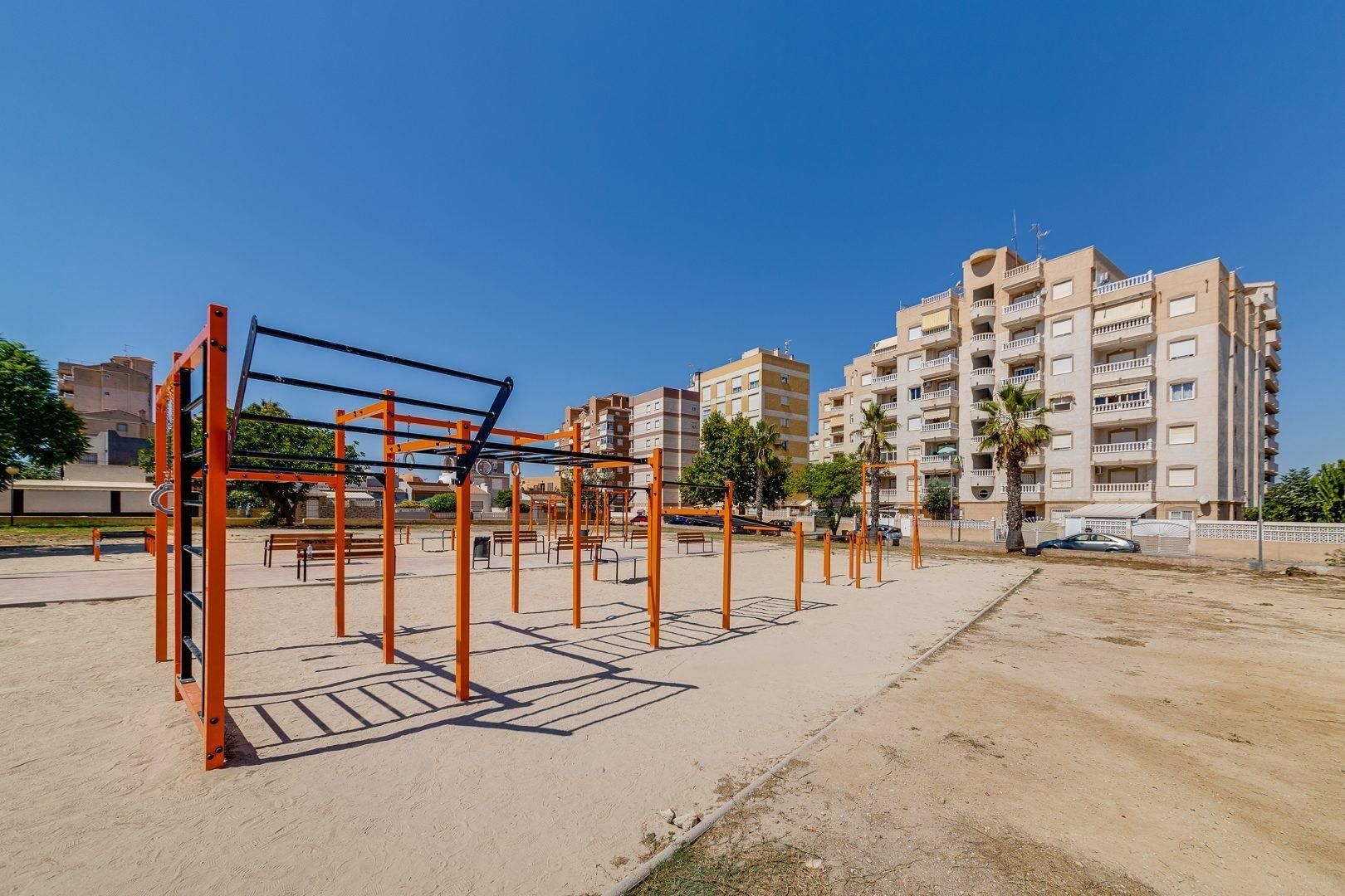2-Bedroom House in Nueva Torrevieja, Torrevieja - Image 29