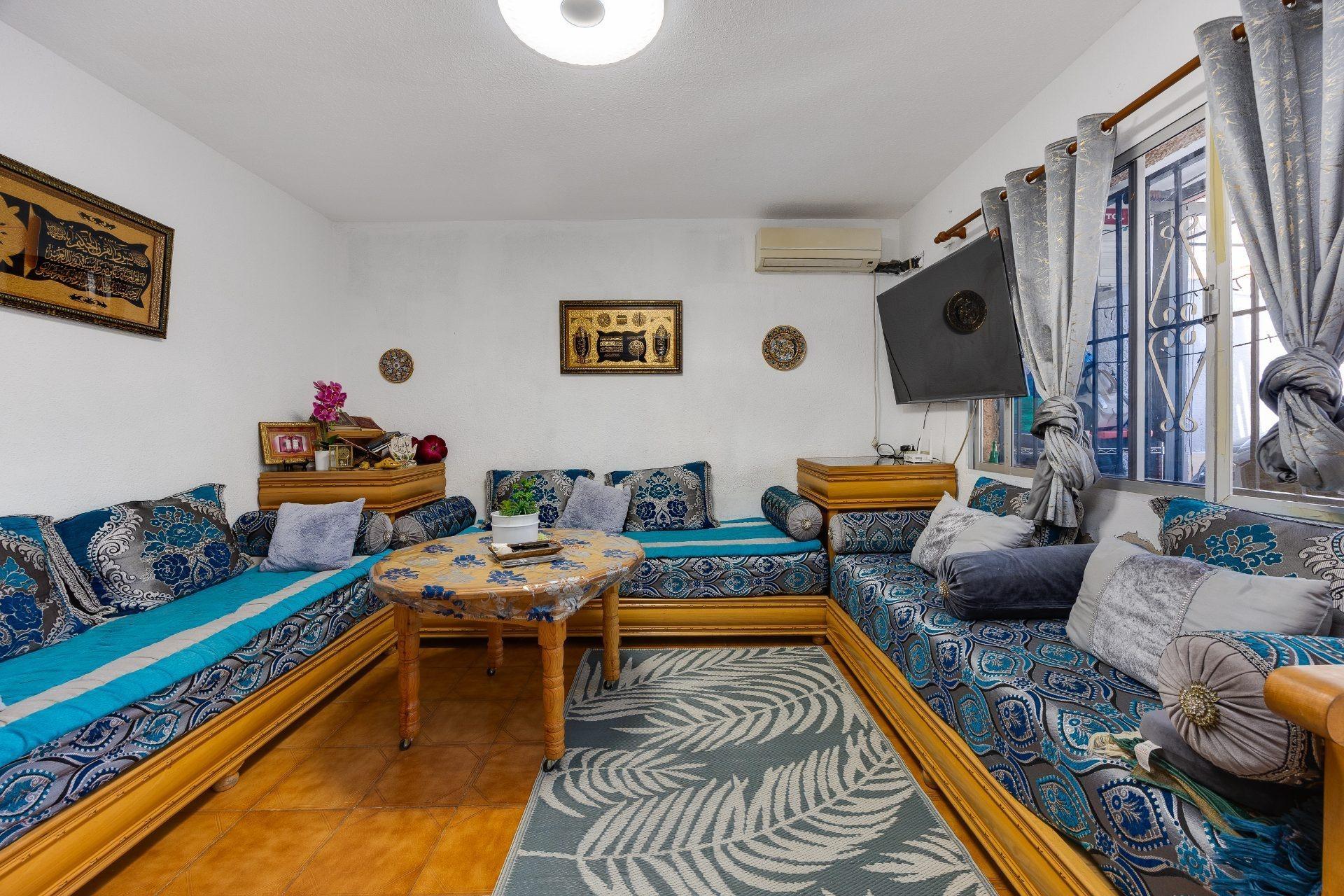 2-Bedroom House in Nueva Torrevieja, Torrevieja - Image 3