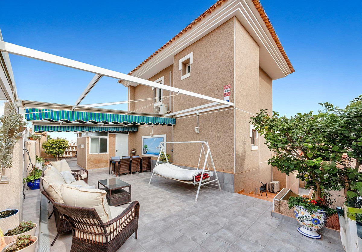 5-Bedroom Detached House in  Torrevieja | Sunny Casas - C... - Image 6