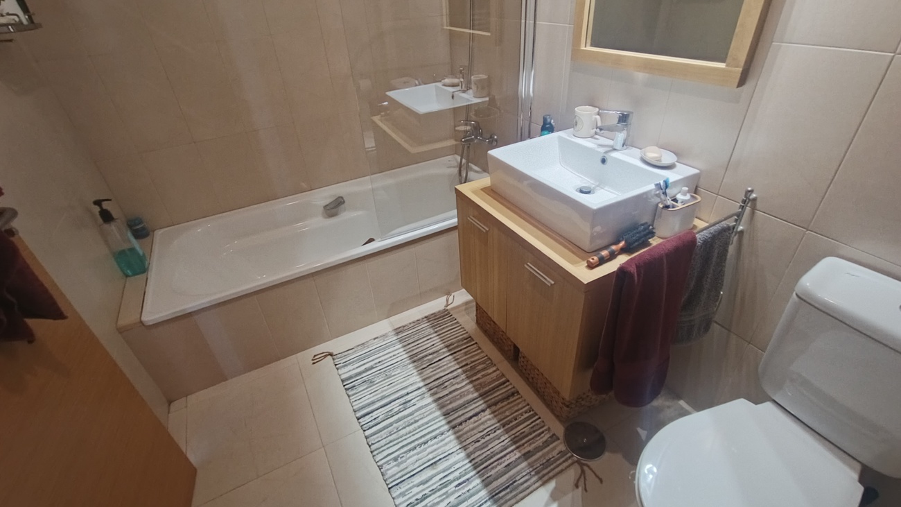 2-Bedroom Apartment in Sucina - Image 15