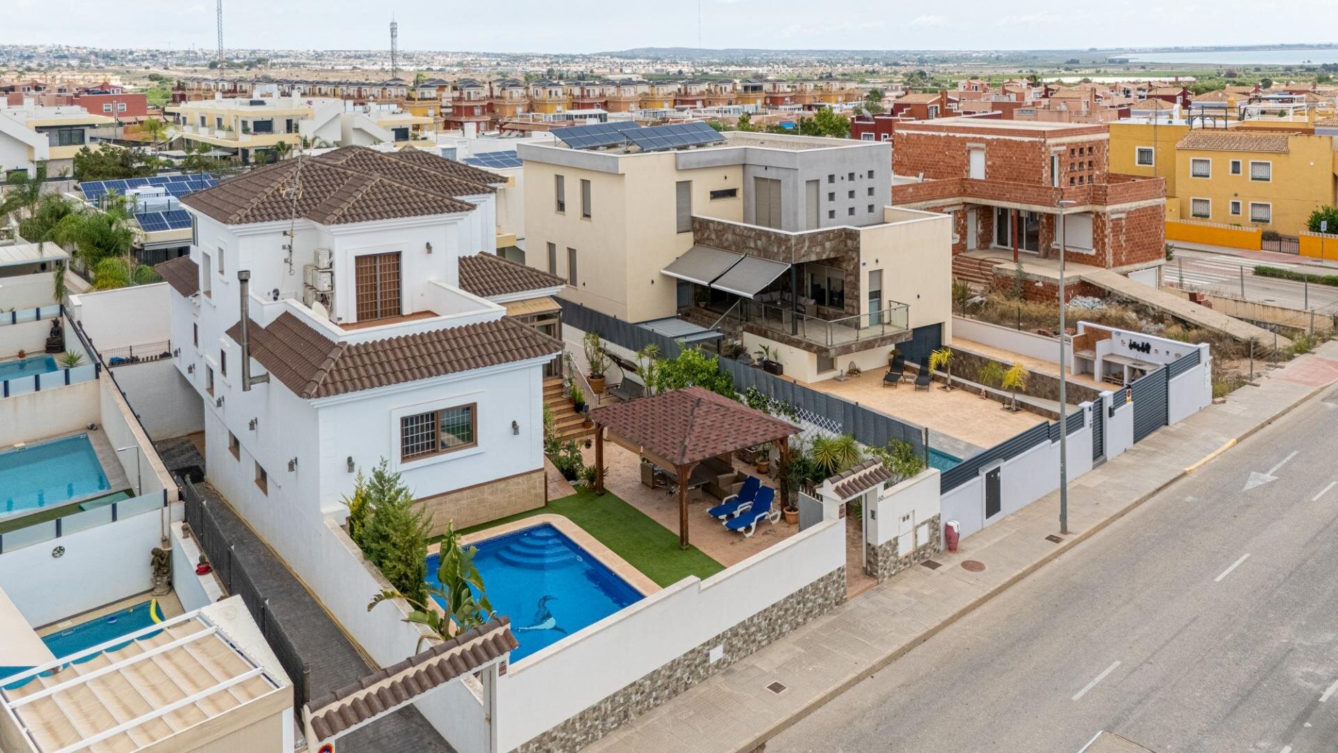 Villa de 4 Chambres à, Los Montesinos - Image 2