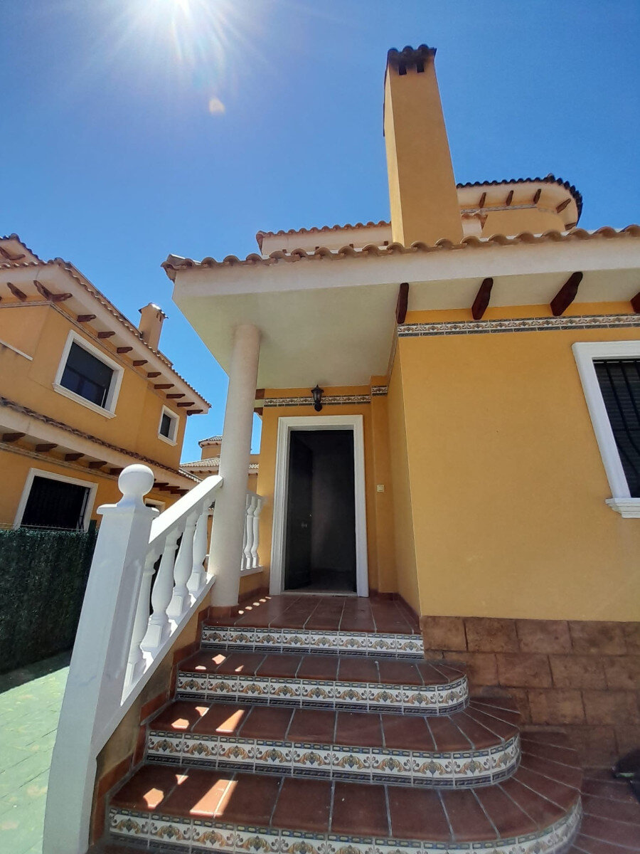 5-Bedroom Villa in Lo Marabú, Rojales - Image 3