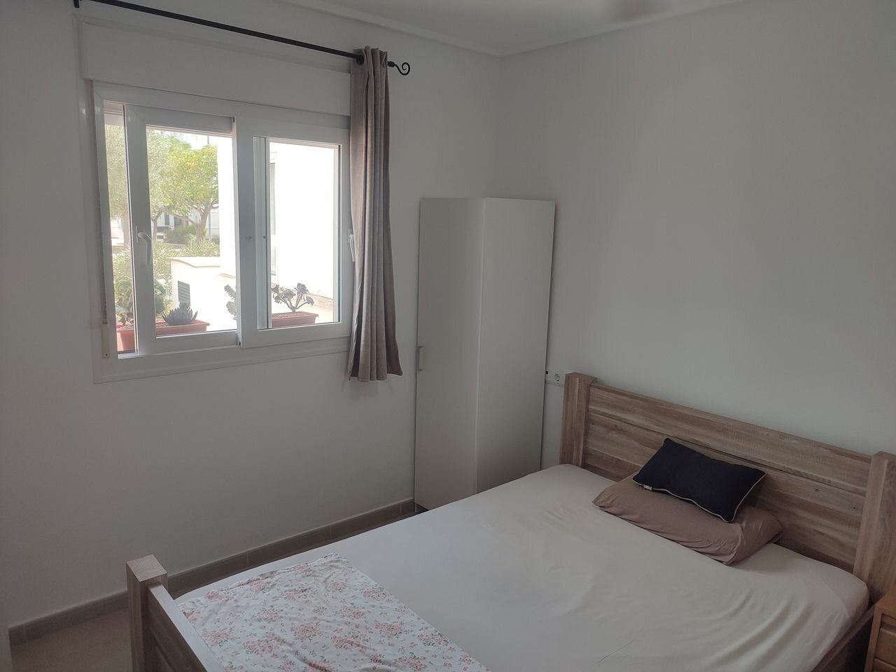2-Bedroom Apartment in Sucina, Sucina - Image 24