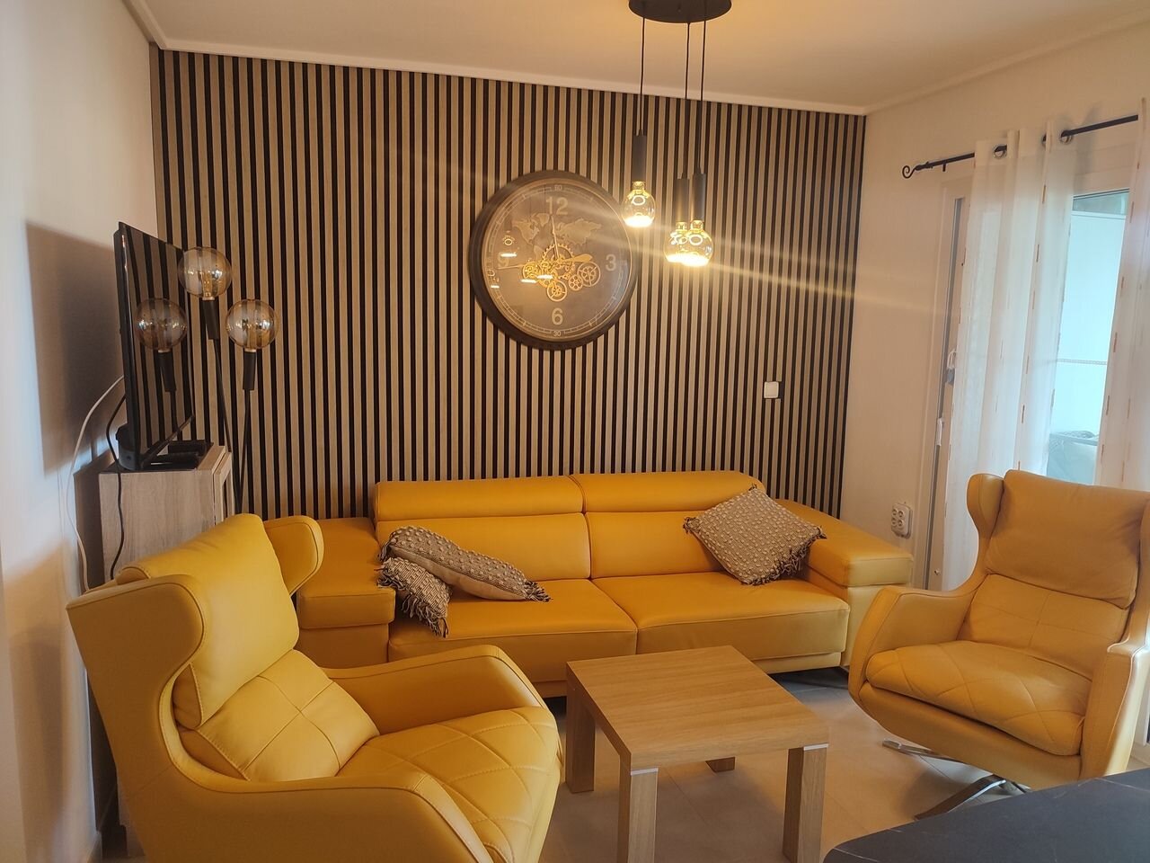 2-Bedroom Apartment in Sucina, Sucina - Image 7