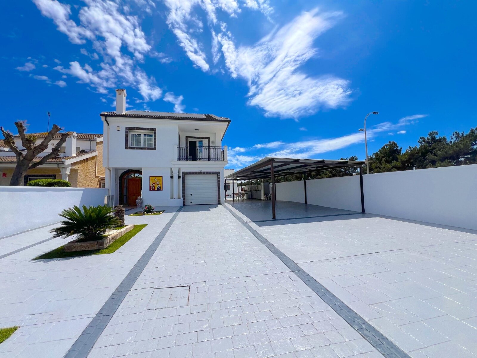 6-Bedroom Villa in La Senda del Recuerdo, San Javier - Image 3
