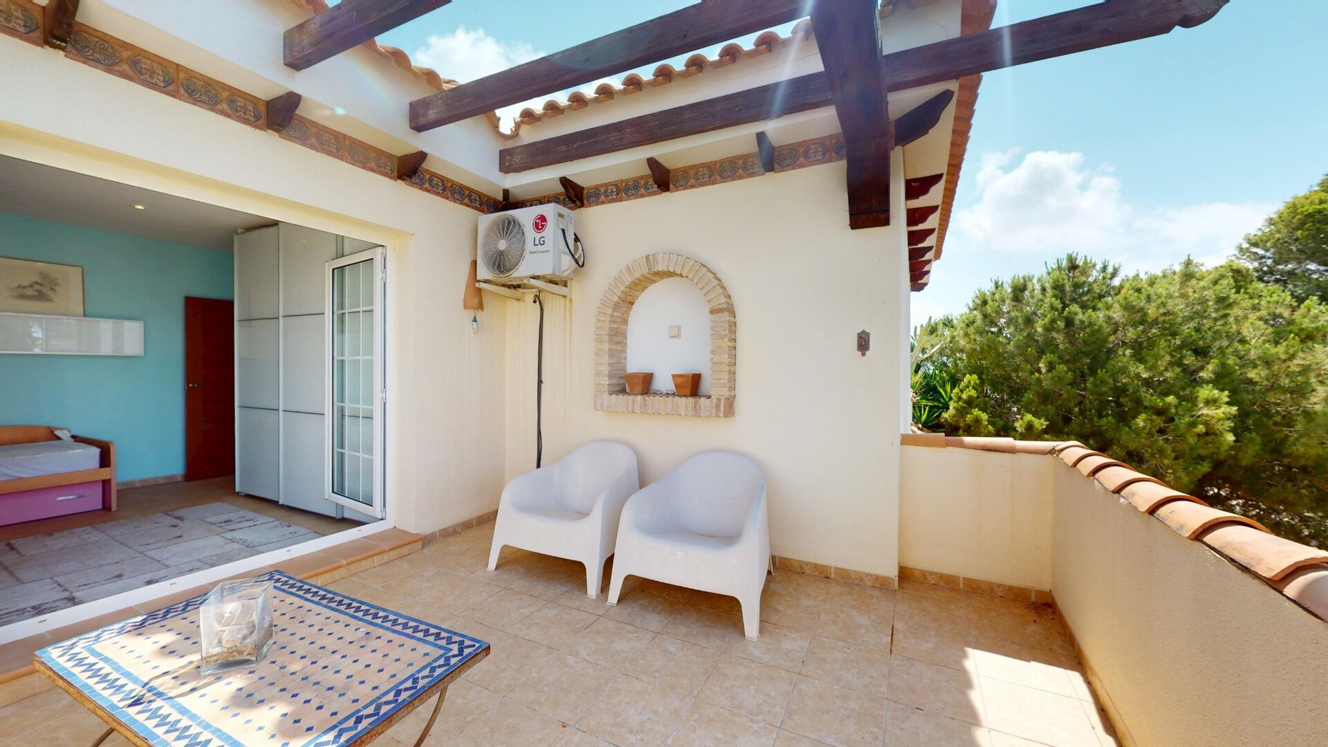 5-Bedroom Villa in Lomas de Cabo Roig, Orihuela Costa - Image 25