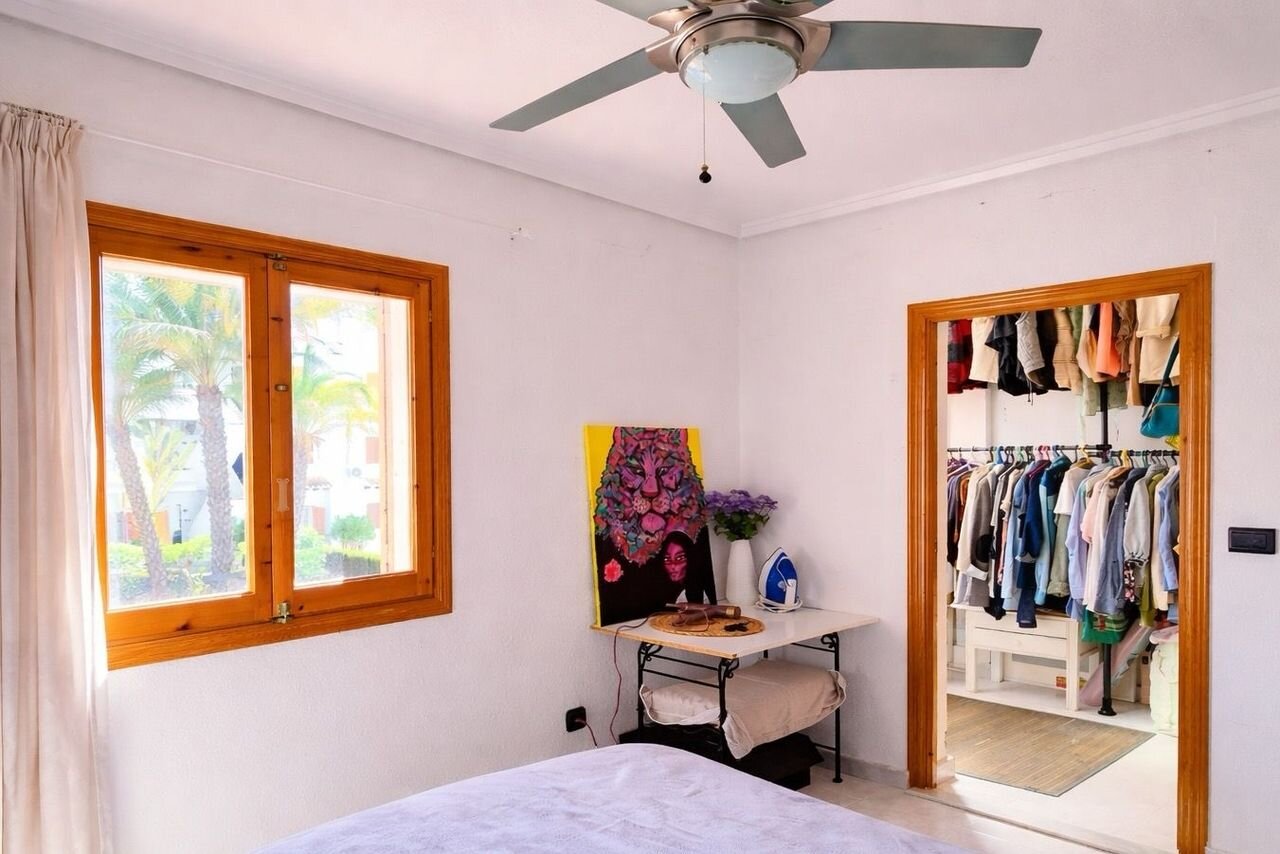 2-Bedroom Bungalow in Centro de la Ciudad Quesada, Rojales - Image 12