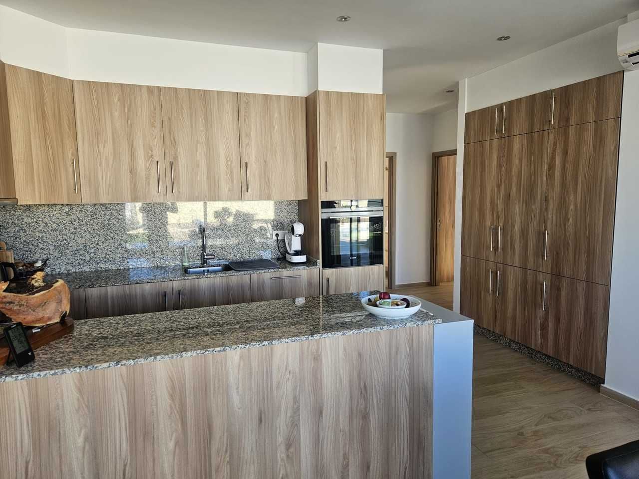 4-Bedroom Villa in La Siesta - El Salado - Torreta, Torrevieja - Image 12