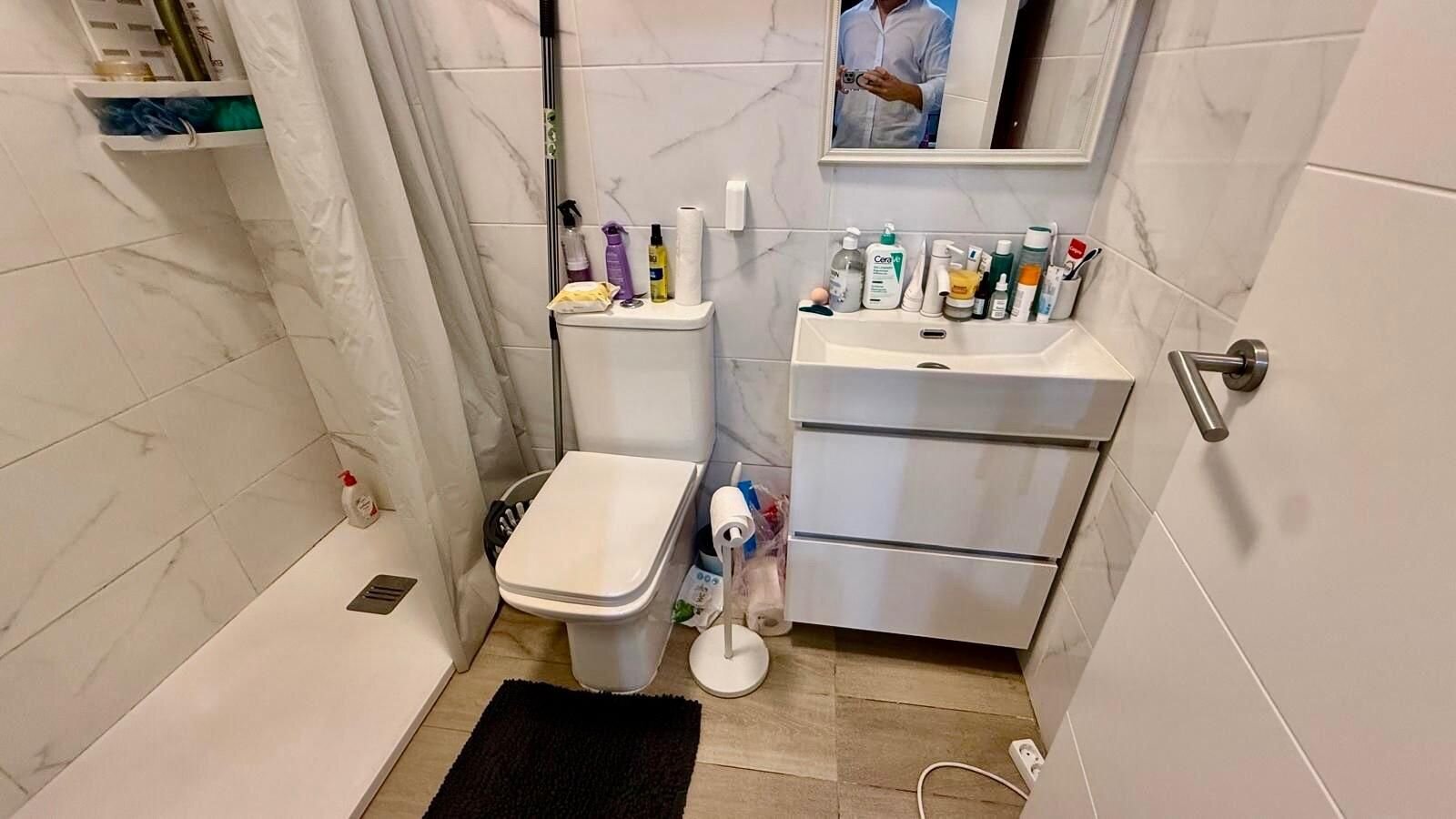 2-Bedroom Apartment in Estacion de Autobuses, Torrevieja - Image 23