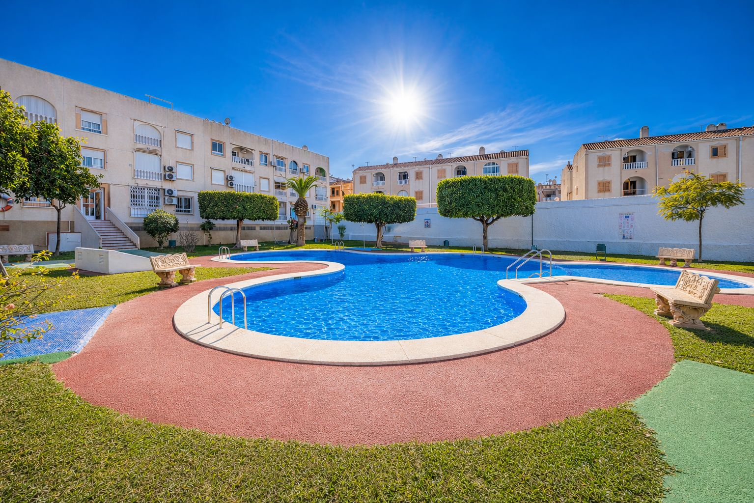 Apartment in Torrevieja - Image 1