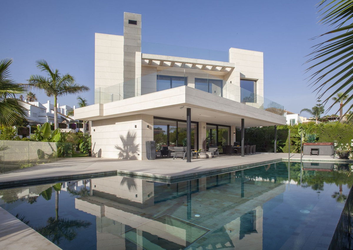 7-Bedroom Villa in Marbella | Sunny Casas - Costa Blanca... - Image 1