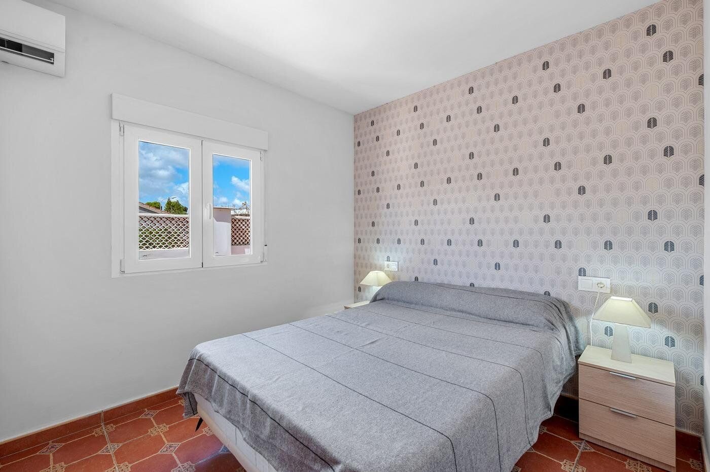 6-Bedroom Villa in Centro de la Ciudad Quesada, Rojales - Image 11