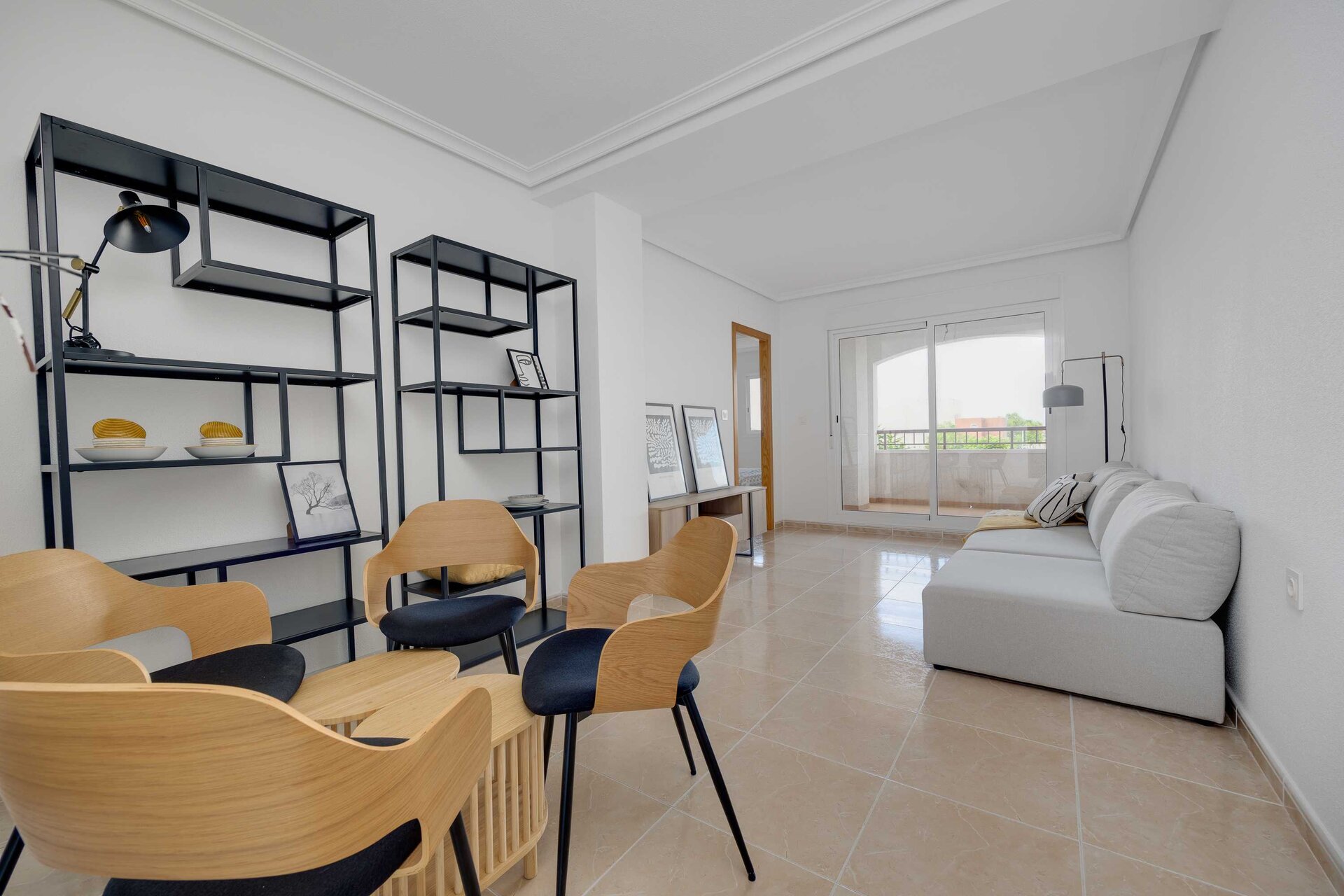 1-Bedroom Apartment in San Fulgencio - Image 10