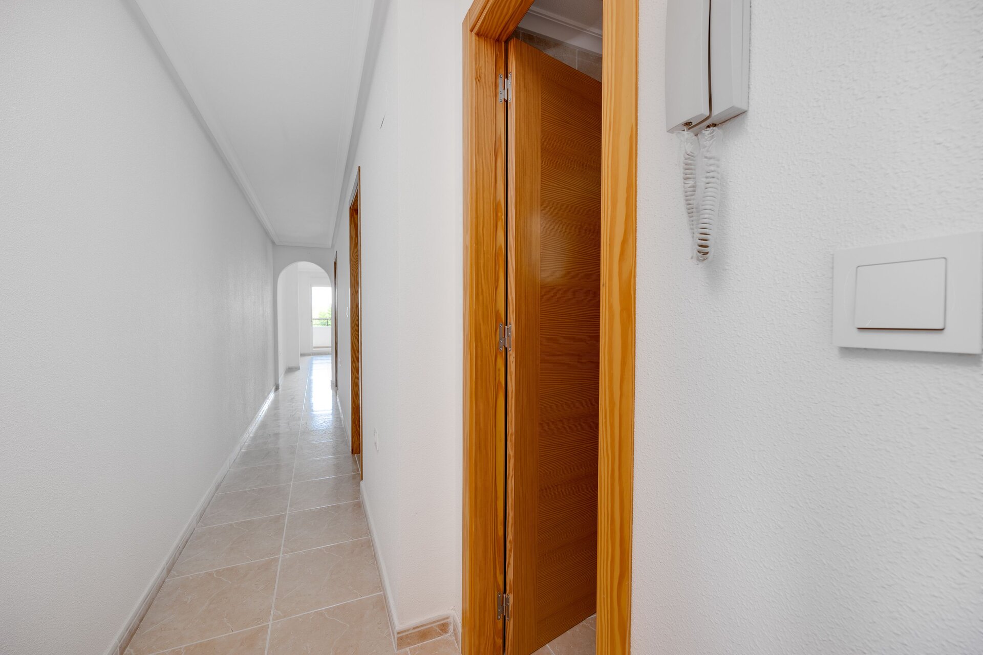 1-Bedroom Apartment in San Fulgencio - Image 23