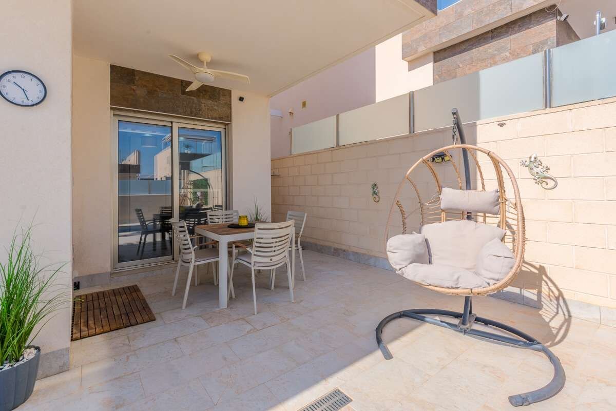 Villa met 3 Slaapkamers in Lomas de Cabo Roig, Orihuela Costa - Image 16