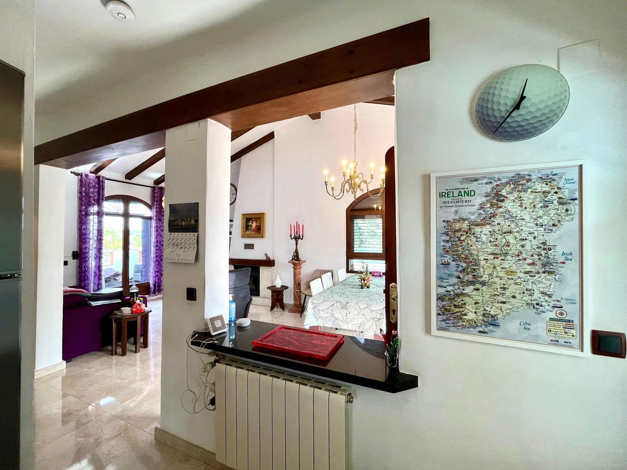 4-Bedroom Villa in Villamartin, Orihuela Costa - Image 18