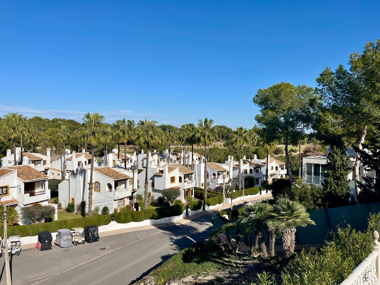 4-Bedroom Villa in Villamartin, Orihuela Costa - Image 6