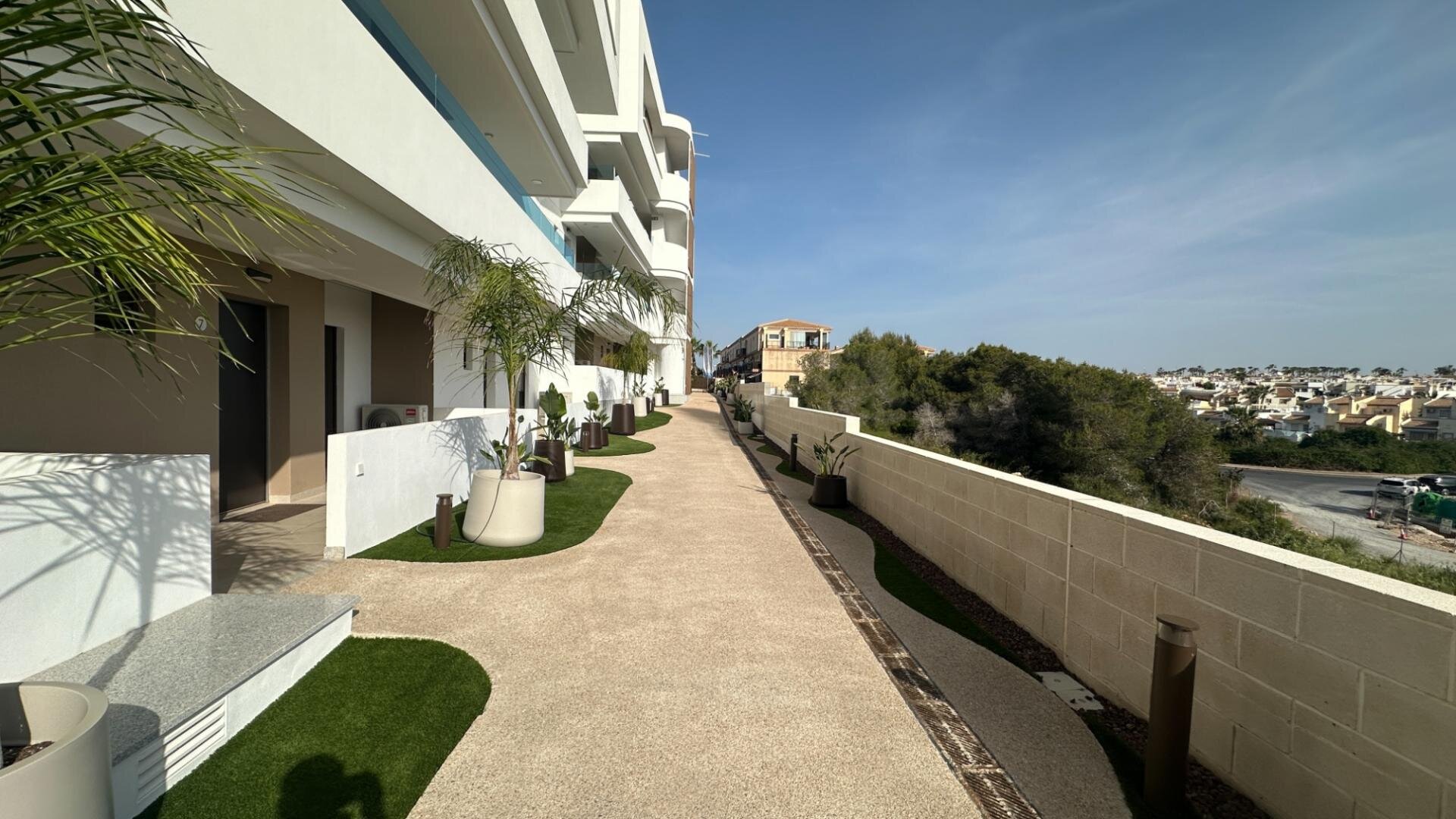 2-Bedroom Apartment in La Zenia, Orihuela Costa - Image 32