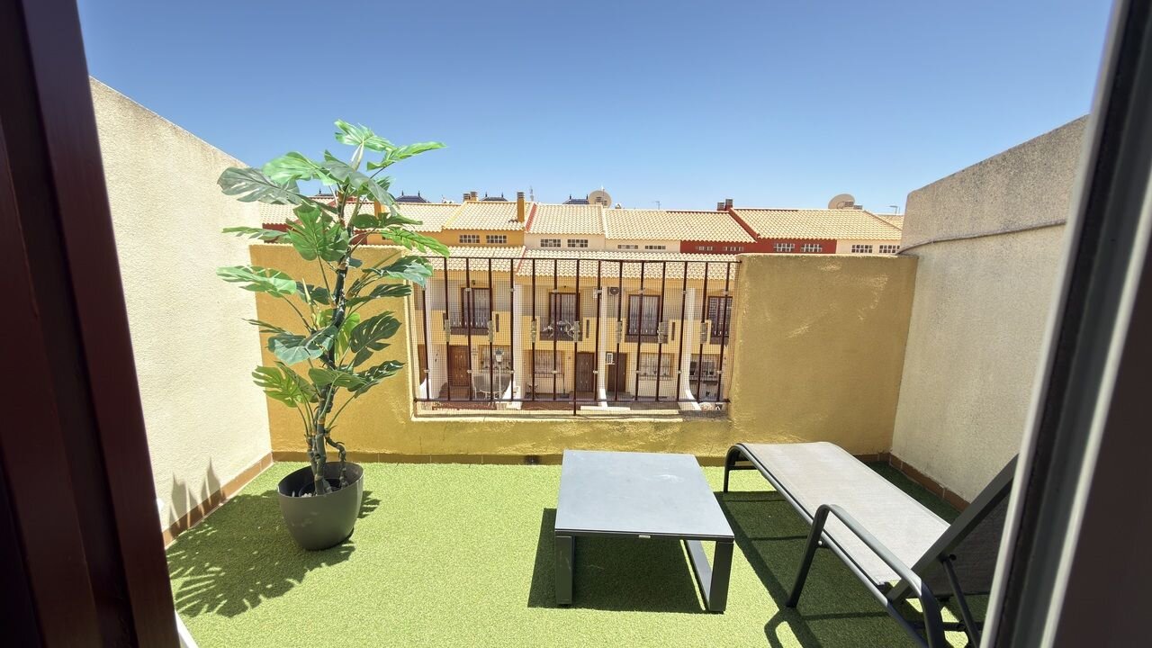 3-Zimmer Haus in La Zenia, Orihuela Costa - Image 39