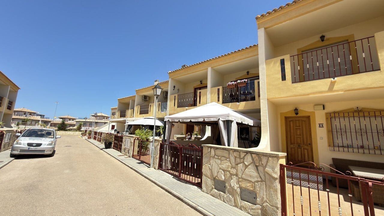 3-Zimmer Haus in La Zenia, Orihuela Costa - Image 4