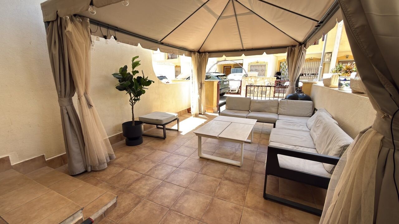 3-Zimmer Haus in La Zenia, Orihuela Costa - Image 7