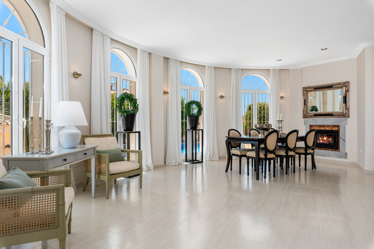 4-Bedroom Detached House in Ciudad Quesada, Rojales | Sun... - Image 3