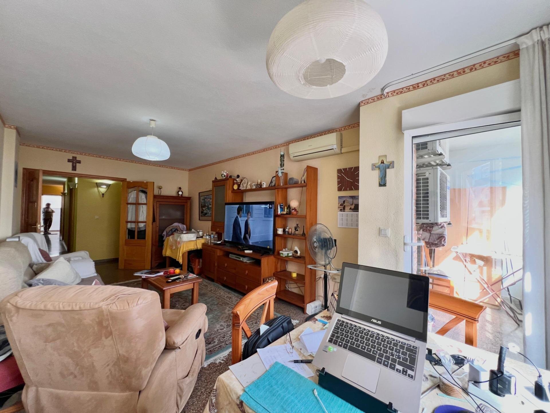 4-Bedroom Apartment in Centro, Torrevieja - Image 11