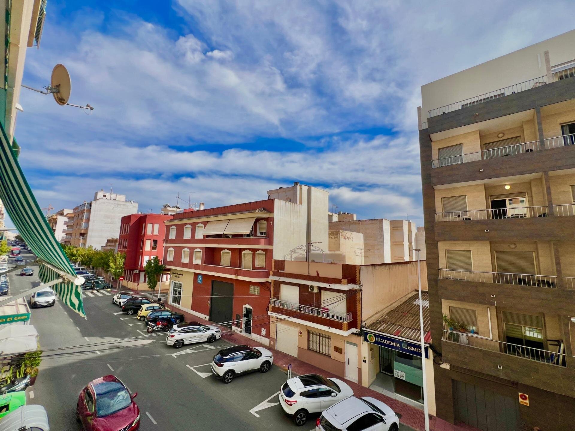 4-Bedroom Apartment in Centro, Torrevieja - Image 13