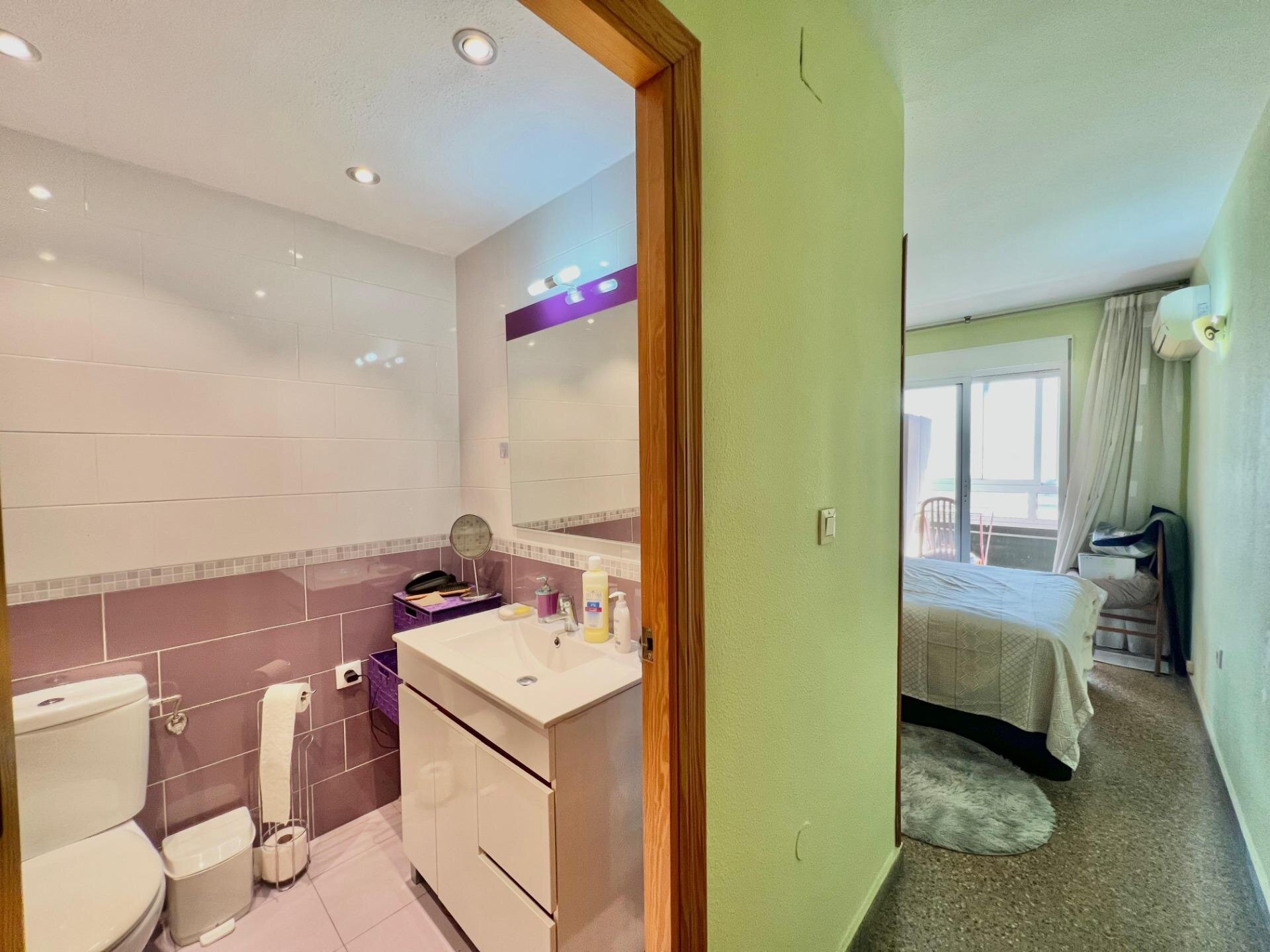 4-Bedroom Apartment in Centro, Torrevieja - Image 18