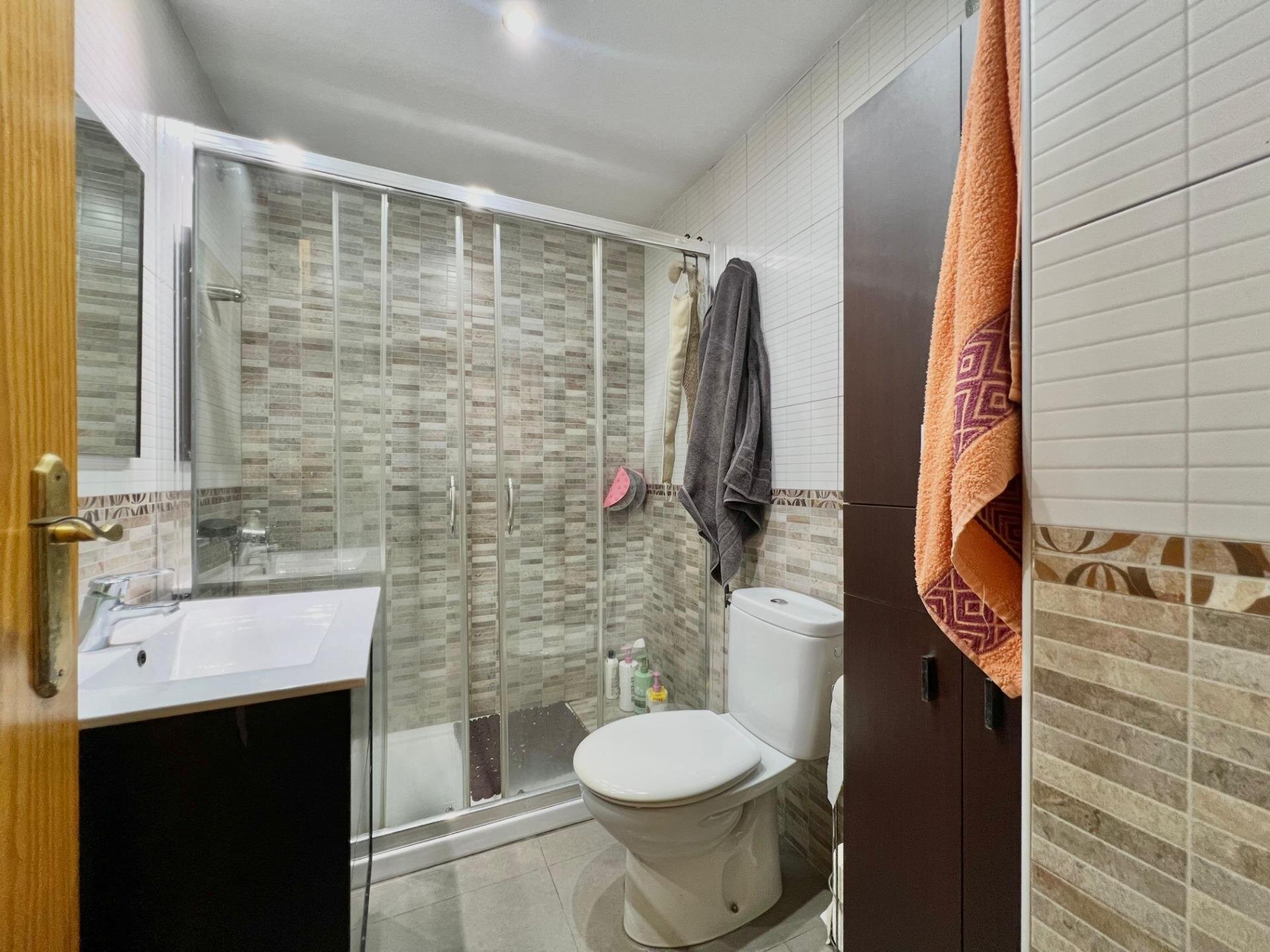 4-Bedroom Apartment in Centro, Torrevieja - Image 27