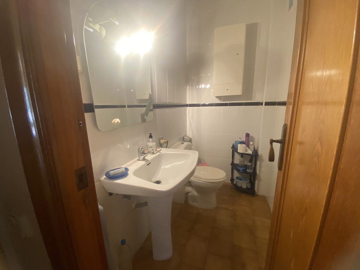 5-Bedroom Townhouse in Isla Plana, Cartagena | Sunny Casa... - Image 13