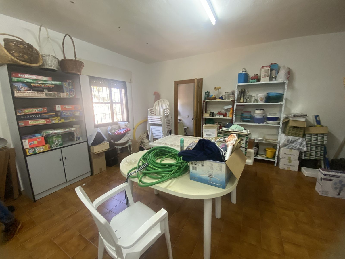 5-Bedroom Townhouse in Isla Plana, Cartagena | Sunny Casa... - Image 22