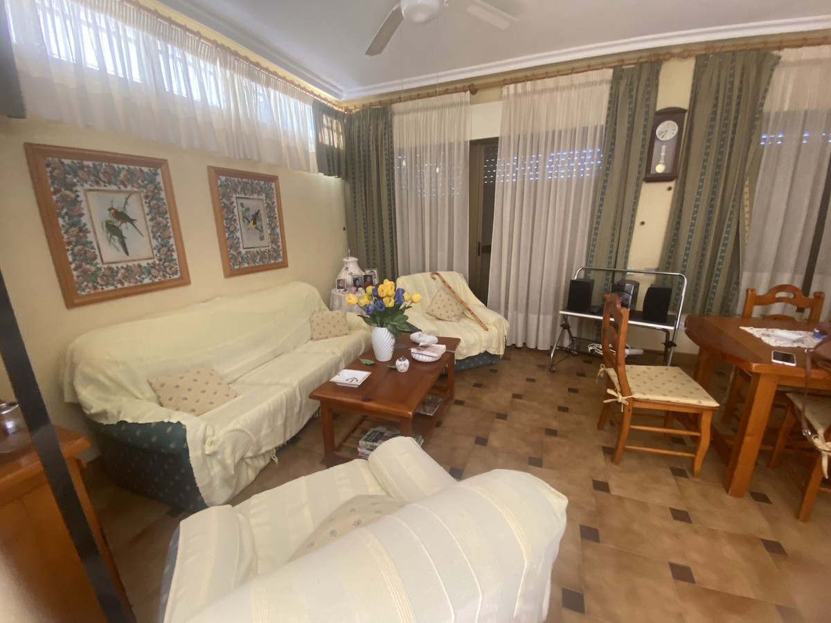 5-Bedroom Townhouse in Isla Plana, Cartagena | Sunny Casa... - Image 6