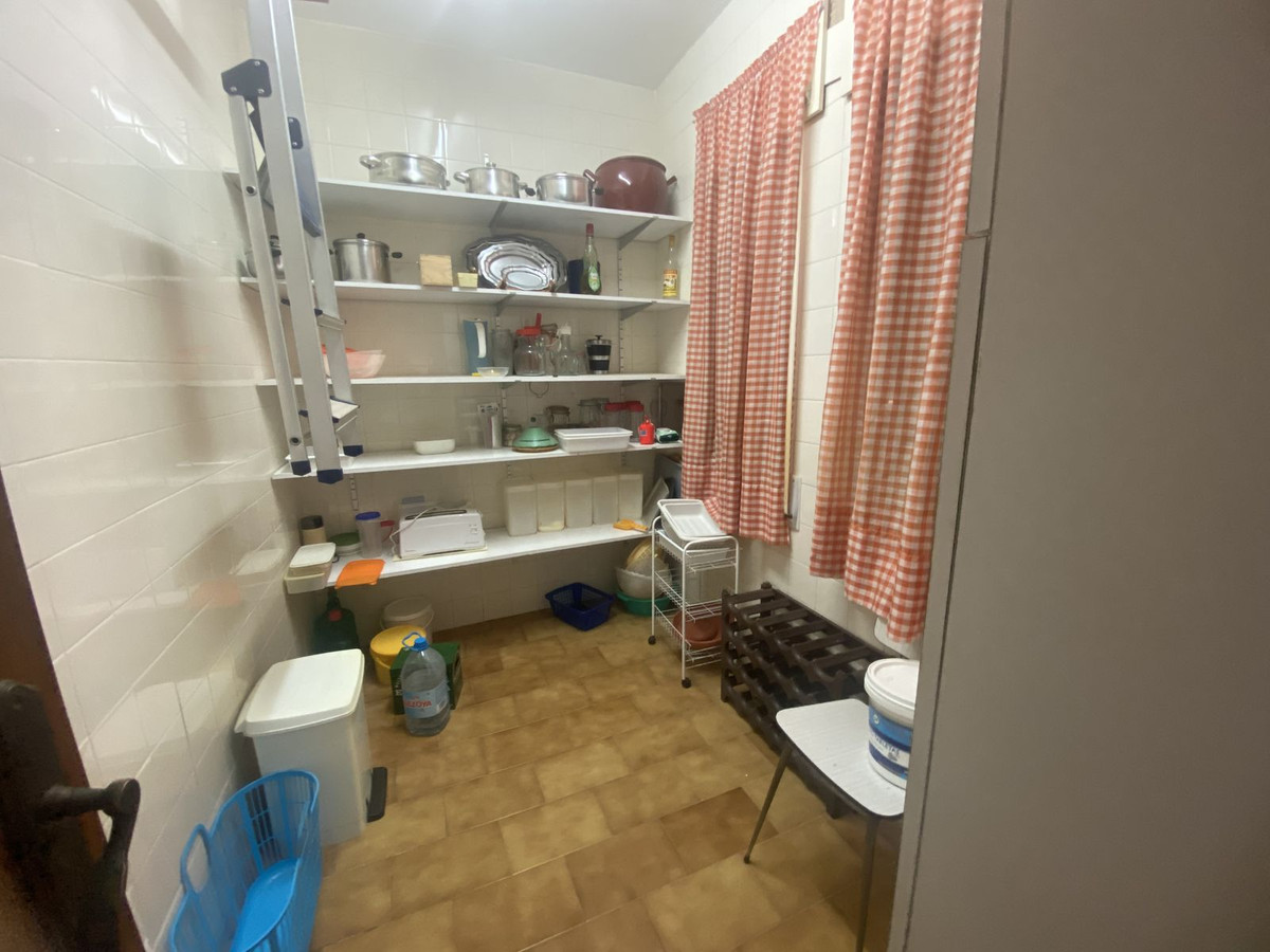 5-Bedroom Townhouse in Isla Plana, Cartagena | Sunny Casa... - Image 8