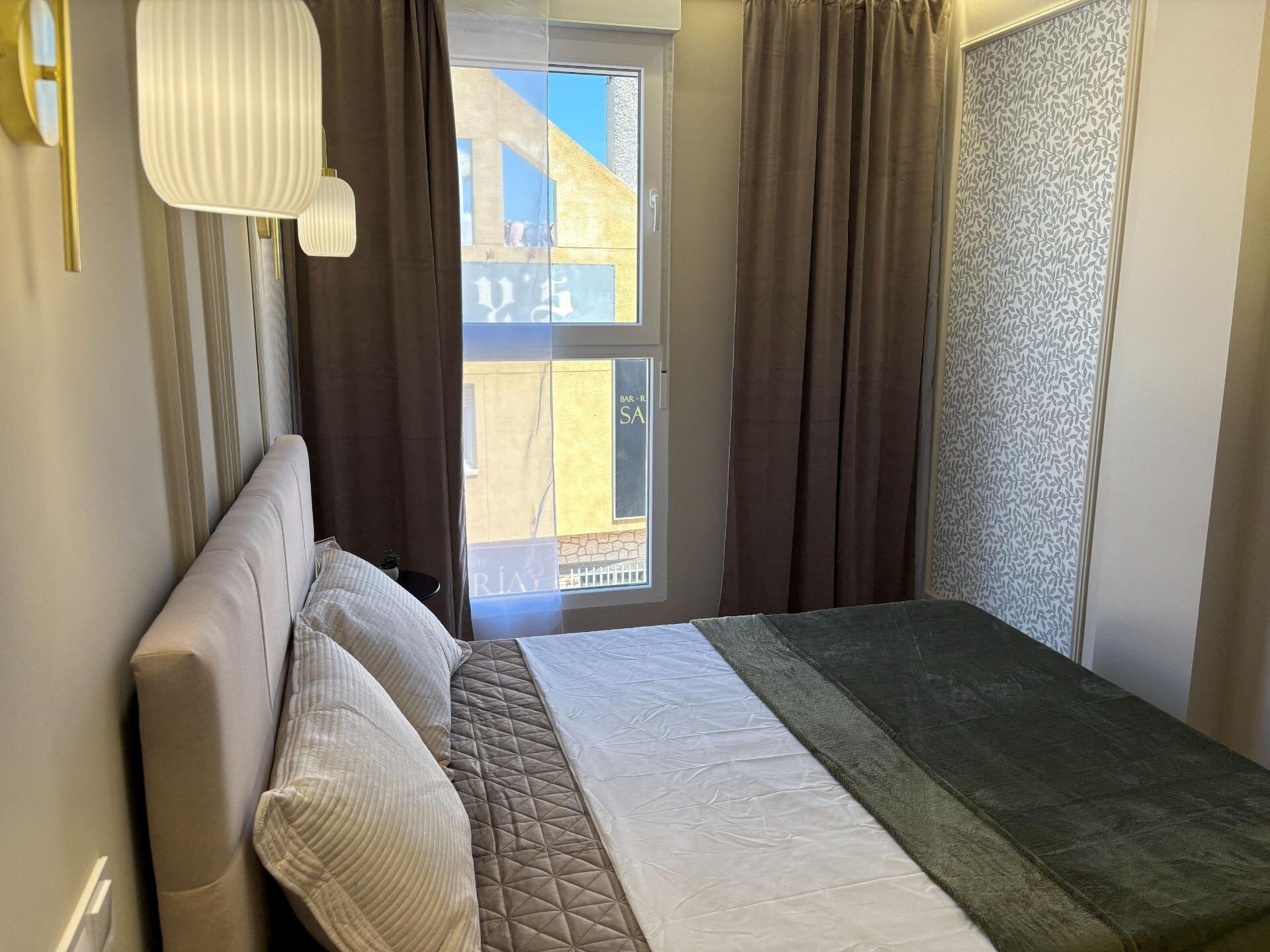 2-Bedroom Apartment in Estacion de Autobuses, Torrevieja - Image 14